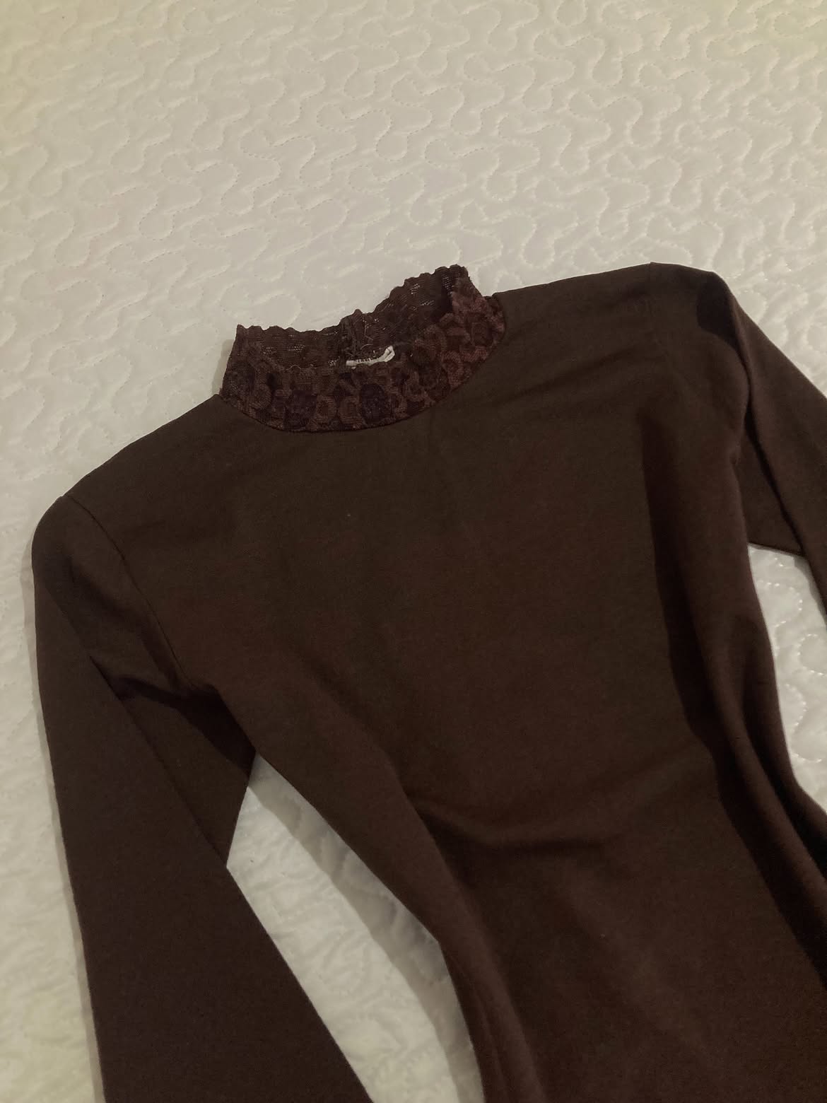 Blusinha Marrom Lace Garimpo