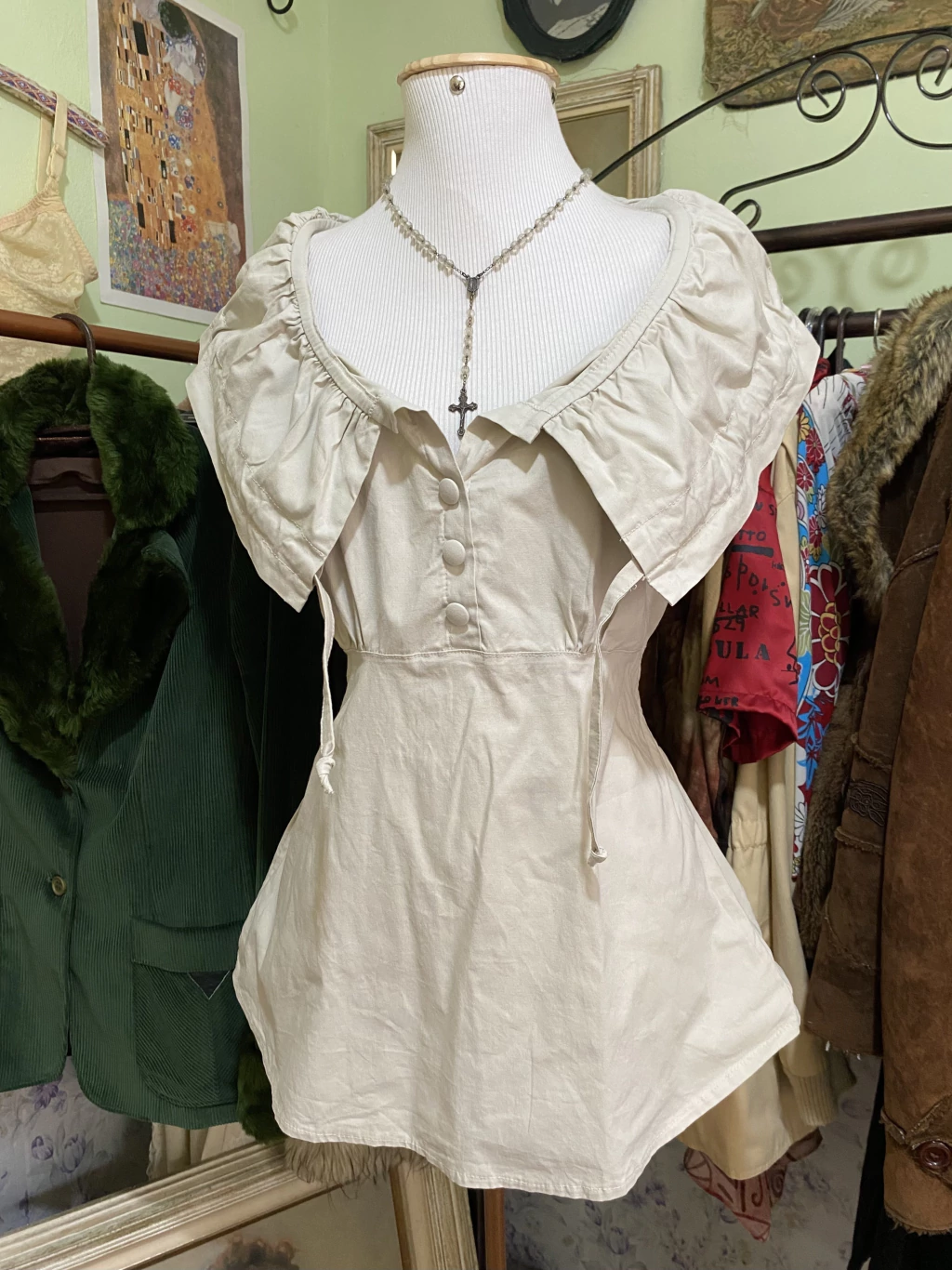 SweetHeart neckline top